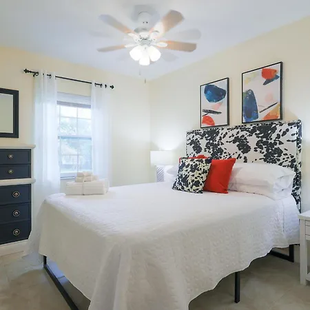 Saint Joseph Suites Down Town Tampa